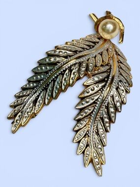 VTG Spanish Brooch Estate Leaf Feather Design Pearl Accent‎ Gold Silver Finish